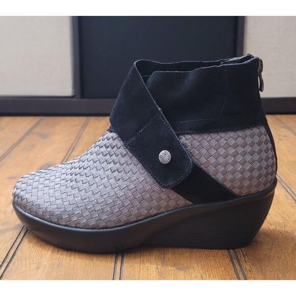 Women's Black and Gray Wedge Ankle Boots - Picture 2 of 8